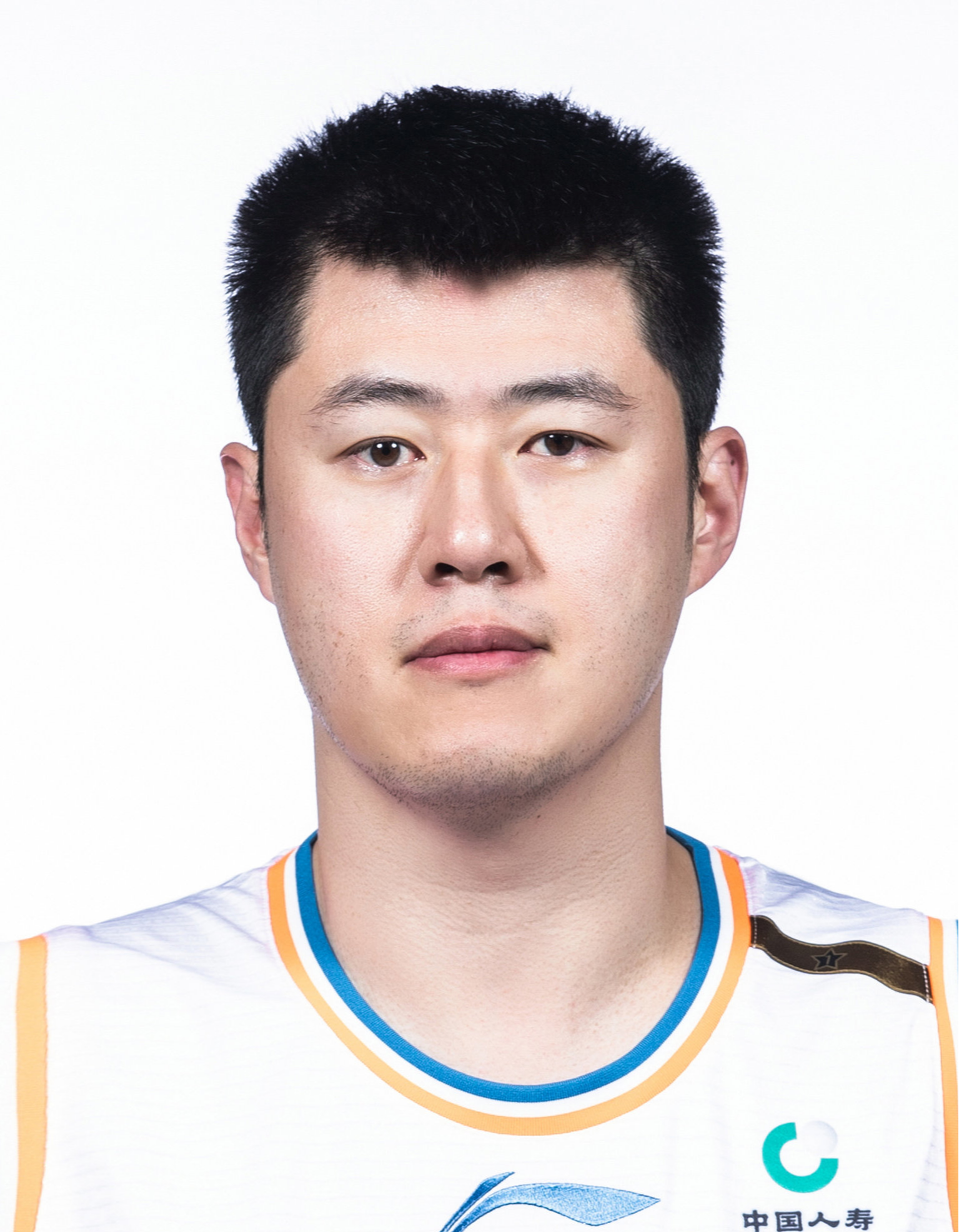 https://img.nx001.cn/img/basketball/player/ba11f18bc381278f120d035585dd0057.jpg